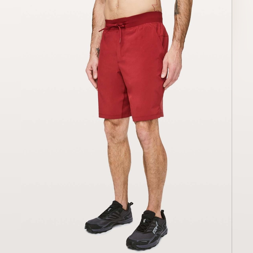 Lululemon T.H.E. Short *9"Caliente
